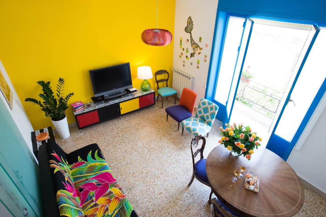 Emiolia Apartment มิลาซโซ ภายนอก รูปภาพ