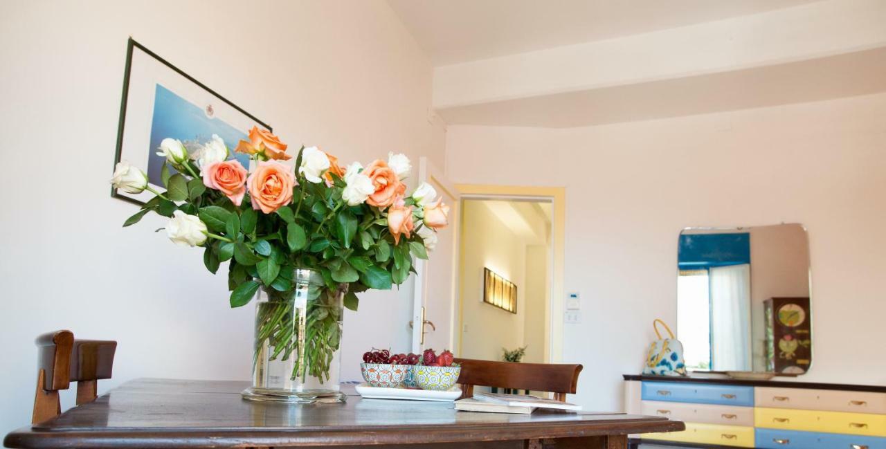 Emiolia Apartment มิลาซโซ ภายนอก รูปภาพ