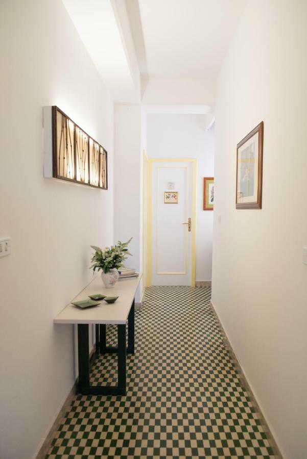 Emiolia Apartment มิลาซโซ ภายนอก รูปภาพ